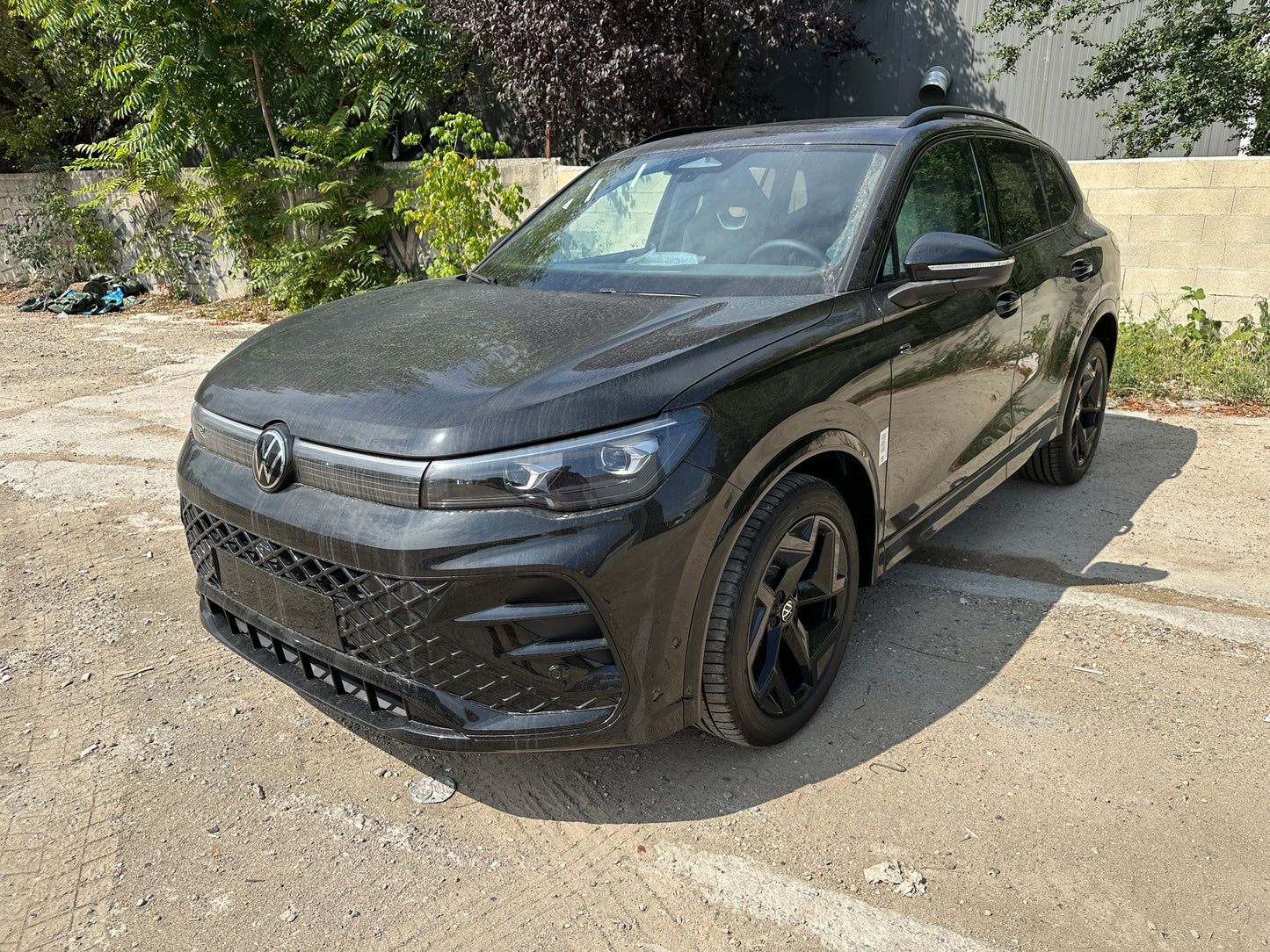 VOLKSWAGEN TIGUAN R-LINE 1.5 etsi 150CV DSG EXPORT ALGERIE