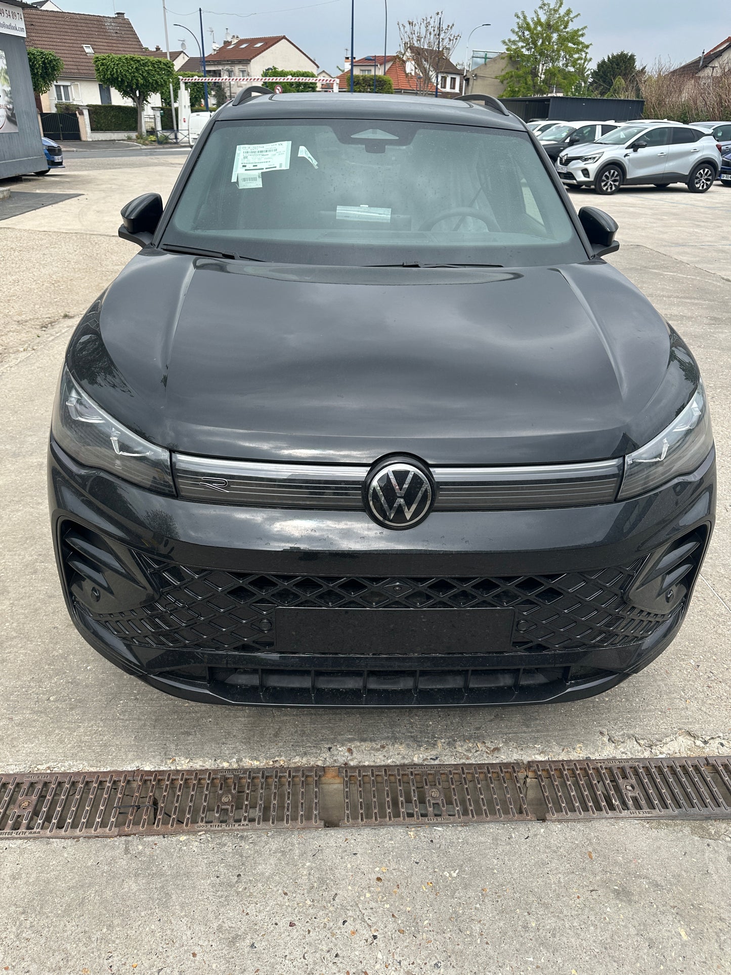 Tiguan 2.0Tdi 193CV FINITION R-LINE Export Algérie 00km Neuf Pack Black