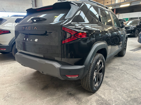 DACIA DUSTER 2026 EXPORT ALGERIE EXTREME 1.3 TCE 150CV BOITE AUTOMATIQUE COULEUR NOIR NEUF 2026