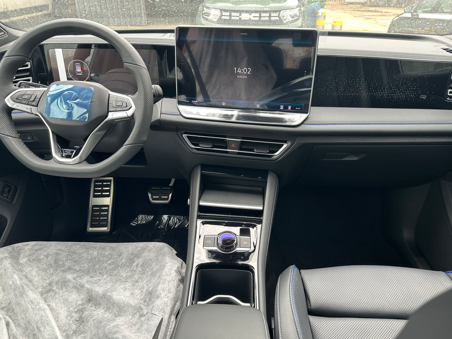 Tiguan 2.0Tdi 193CV FINITION R-LINE Export Algérie 00km Neuf Pack Black