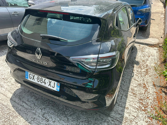 RENAULT CLIO V TCe 90 Evolution -41600 km EXPORT ALGERIE ( -3 ANS 24/07/2024 )