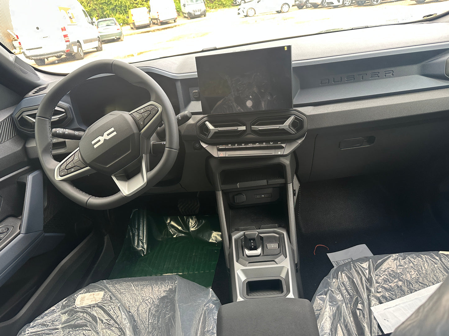 Dacia Duster 1.3 TCE 155CV boîte automatique finition Journey Export Algérie