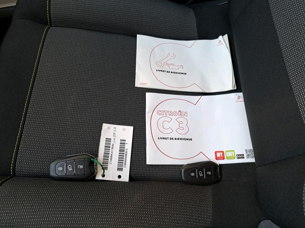 CITROEN C3 SHINE 1.2 ESSENCE 83CV BVM EXPORT ALGERIE -3ANS / 21901 KM