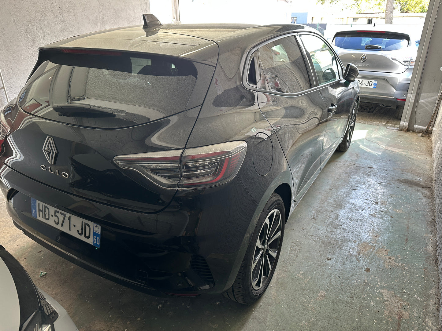 RENAULT Clio V Techno 1.0 TCE 90CV BVM6 EXPORT ALGERIE -3ANS - 2025 Noir
