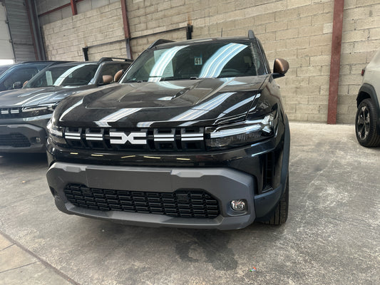 DACIA DUSTER 2026 EXPORT ALGERIE EXTREME 1.3 TCE 150CV BOITE AUTOMATIQUE COULEUR NOIR NEUF 2026