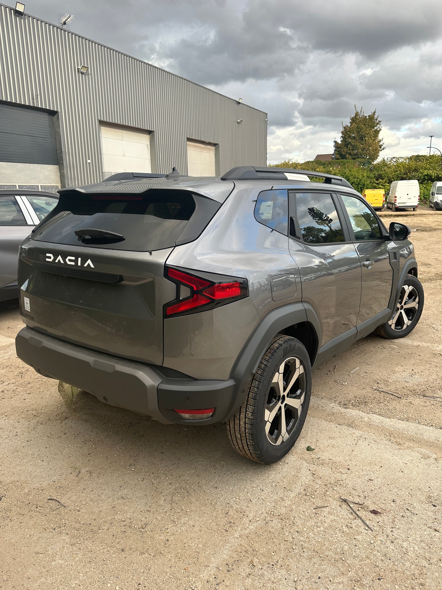 Dacia Duster 1.3 TCE 155CV boîte automatique finition Journey Export Algérie