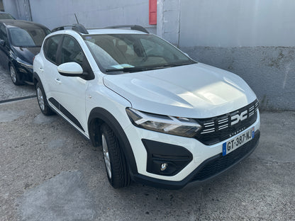 DACIA SANDERO STEPWAY AVEC TOIT OUVRANT TCe 90 BVM6 Export Algérie année Juin 2025 - 37500 km  (-3 ans) AUTO EXPORT ALGERIE