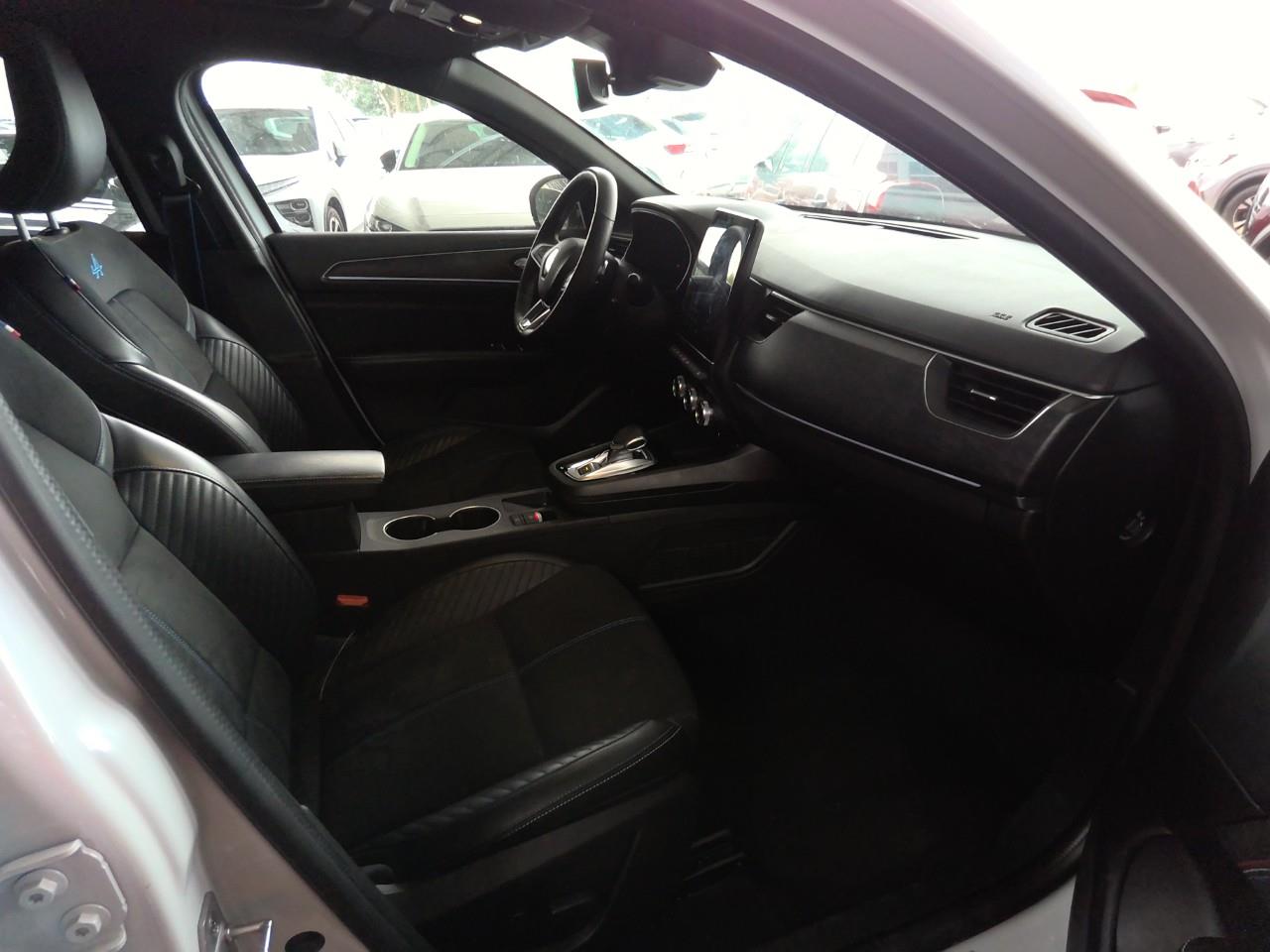 Renault Arkana Esprit Alpine 1.3 TCE 160CV BVA7 EXPORT ALGERIE BLANCE NACRE  47 000kms avec Toit