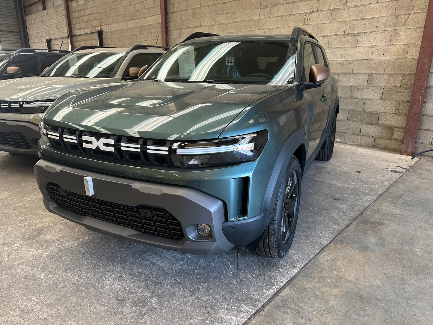 DACIA DUSTER  VERT EXPORT ALGERIE EXTREME 1.3 TCE 150CV BOITE AUTOMATIQUE (neuf 2026)