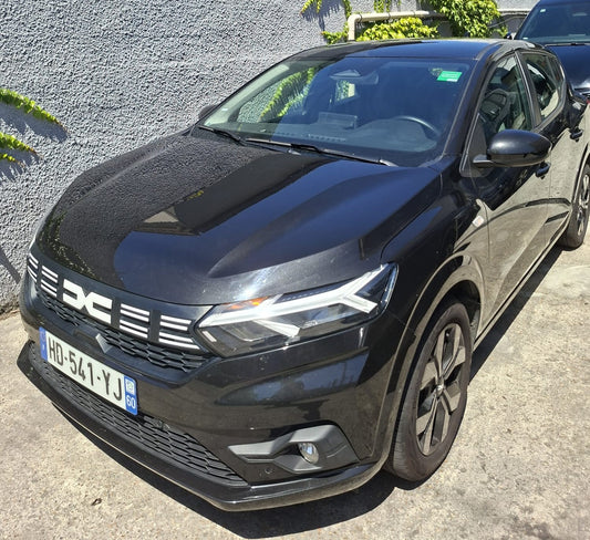 DACIA SANDERO JOURNEY TCe 90 BVM Export Algérie année Juin 2025 - 32300 KM (-3 ans) AUTO EXPORT ALGERIE