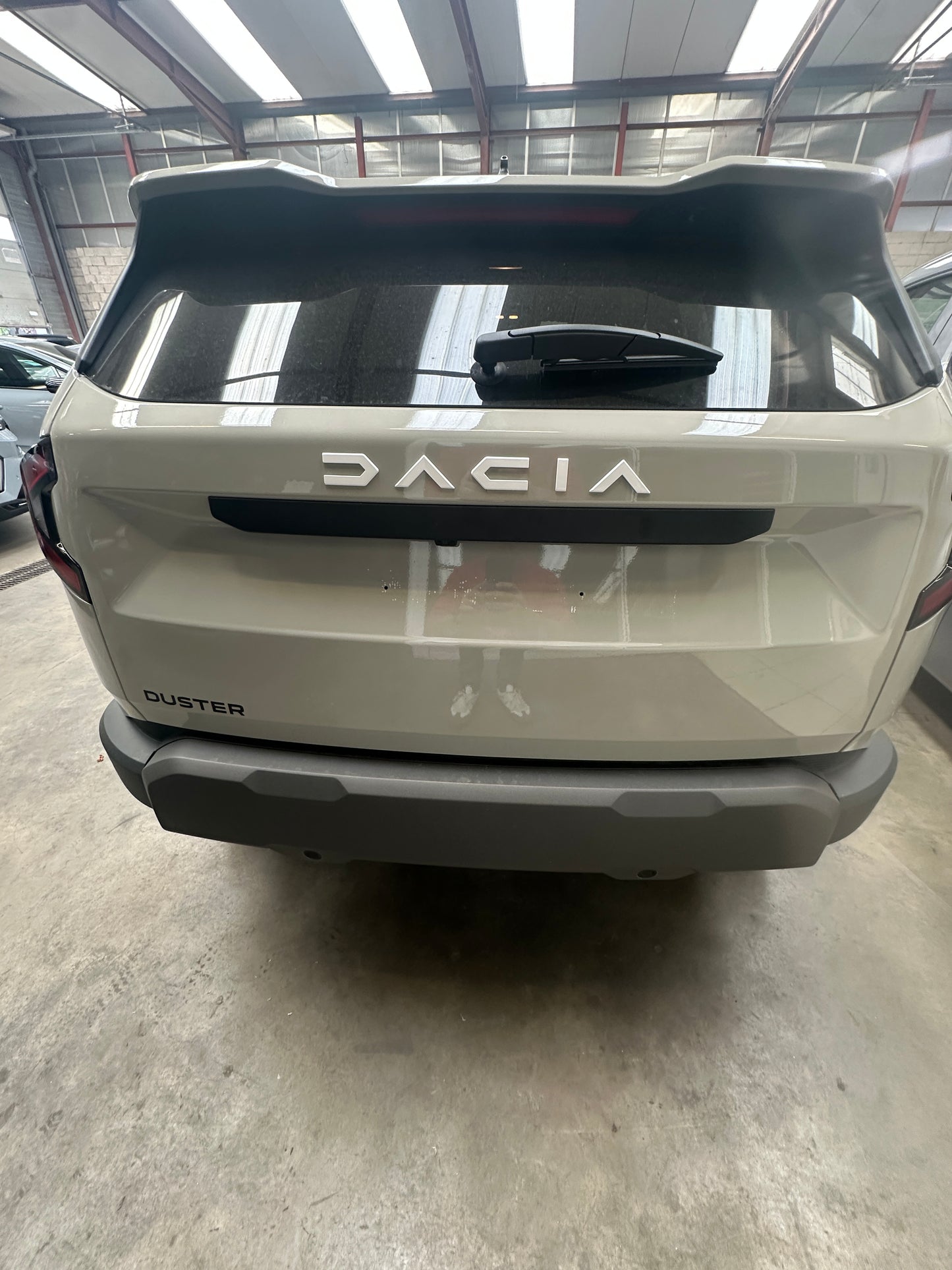 Dacia Duster 1.3 TCE 155CV  BEIGE boîte automatique finition Journey Export Algérie