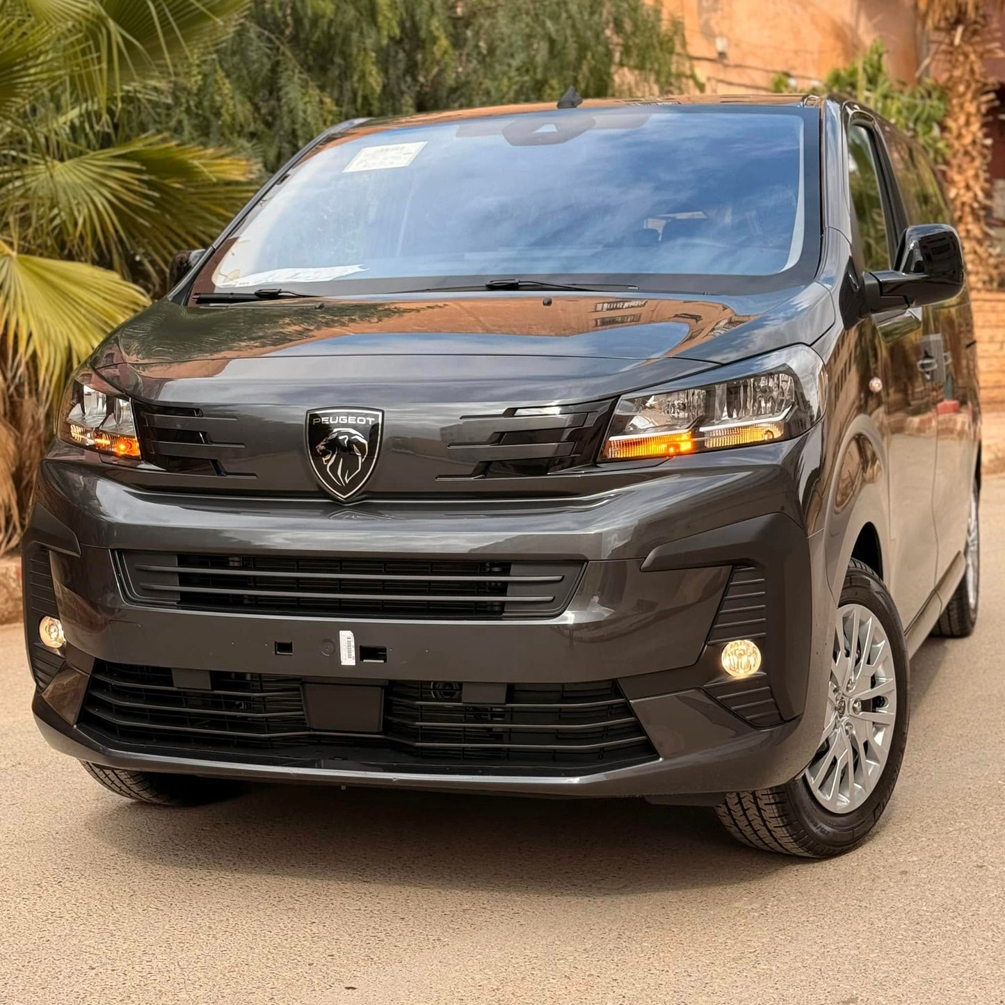 Nouveau Peugeot Traveller Diesel 2026 NEUF 2.0 HDI 150 ch EXPORT ALGERIE