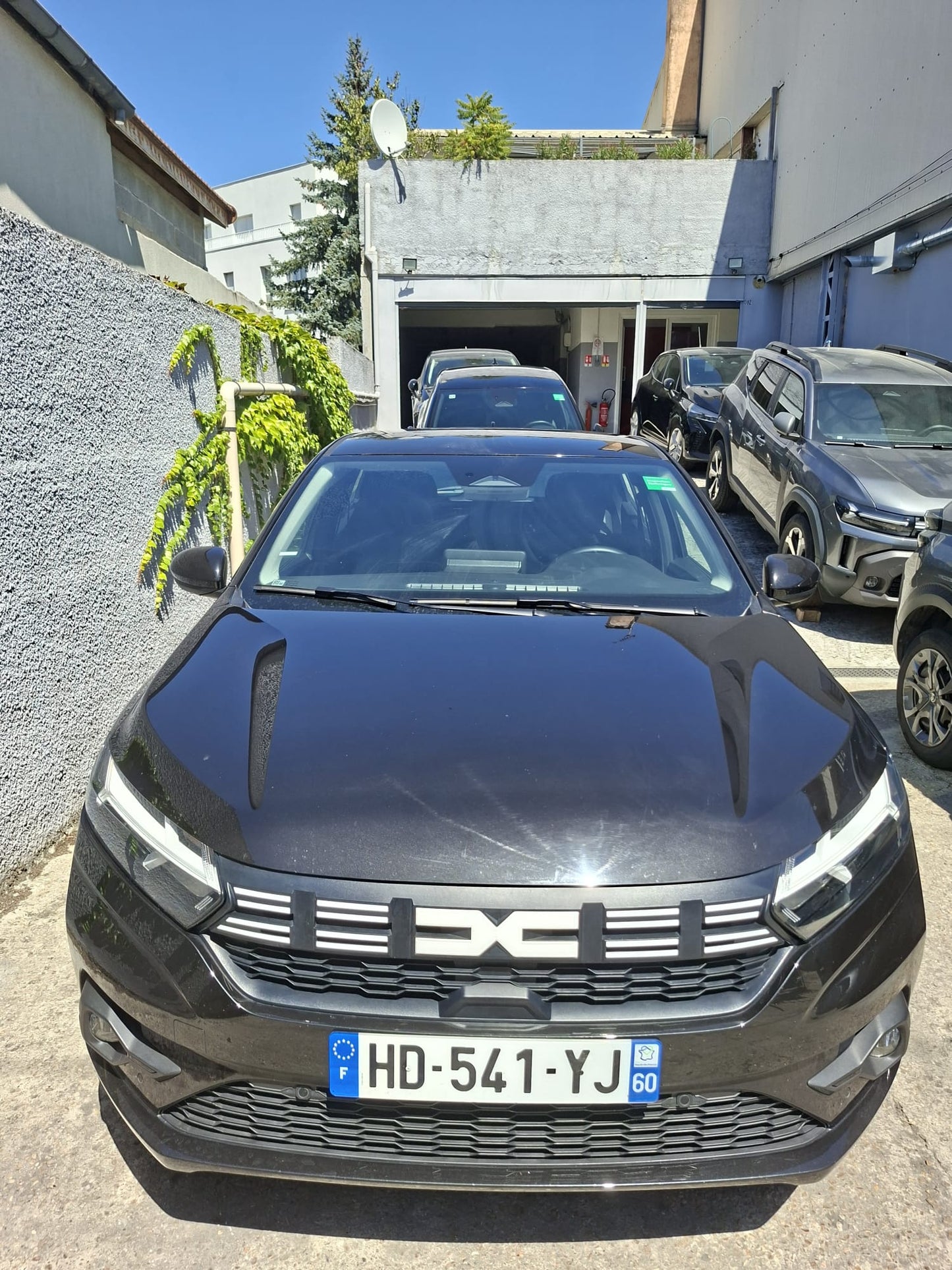 DACIA SANDERO JOURNEY TCe 90 BVM Export Algérie année Juin 2025 - 32300 KM (-3 ans) AUTO EXPORT ALGERIE