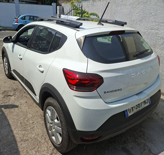DACIA SANDERO STEPWAY AVEC TOIT OUVRANT TCe 90 BVM6 Export Algérie année Juin 2025 - 37500 km  (-3 ans) AUTO EXPORT ALGERIE