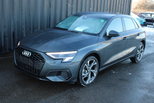 AUDI A3 SPORTBACK 1.4 TFS DESIGN LUXE  150 CV EXPORT ALGERIE DECEMBRE 2022