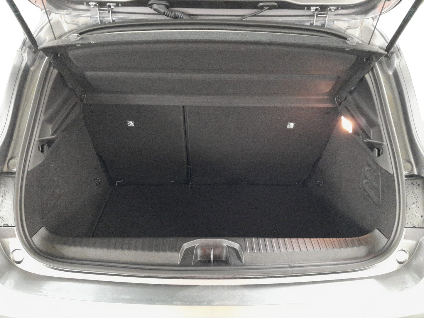 RENAULT CLIO V TCe 90 Evolution - 8 456 km EXPORT ALGERIE (-3 ANS 16/05/2024)