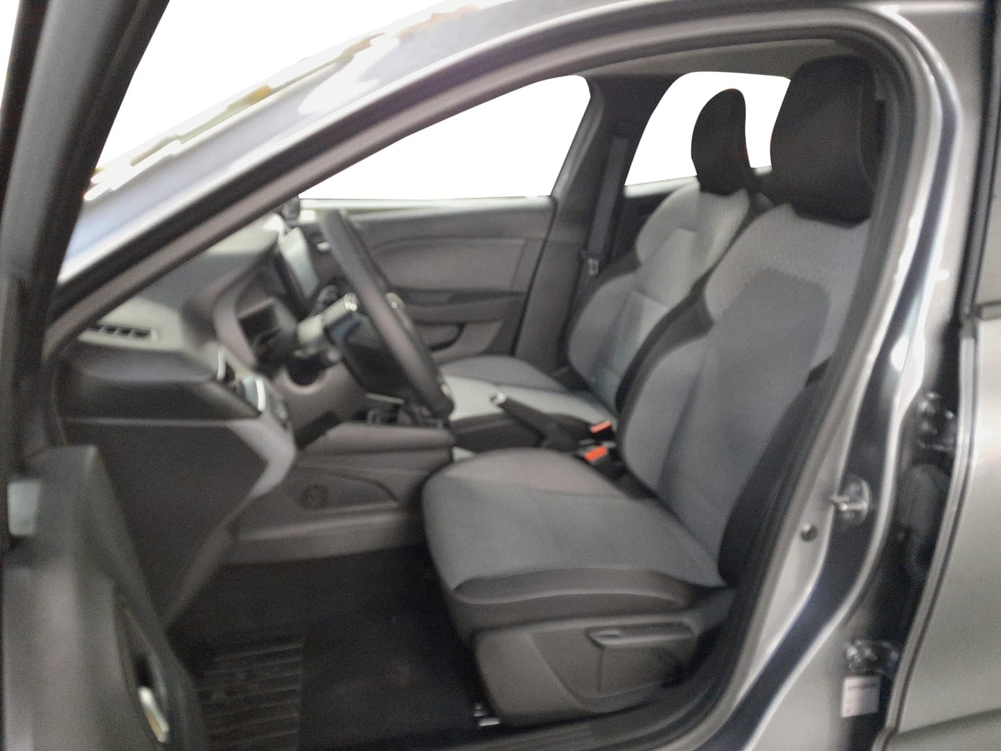 RENAULT CLIO V TCe 90 Evolution - 8 456 km EXPORT ALGERIE (-3 ANS 16/05/2024)