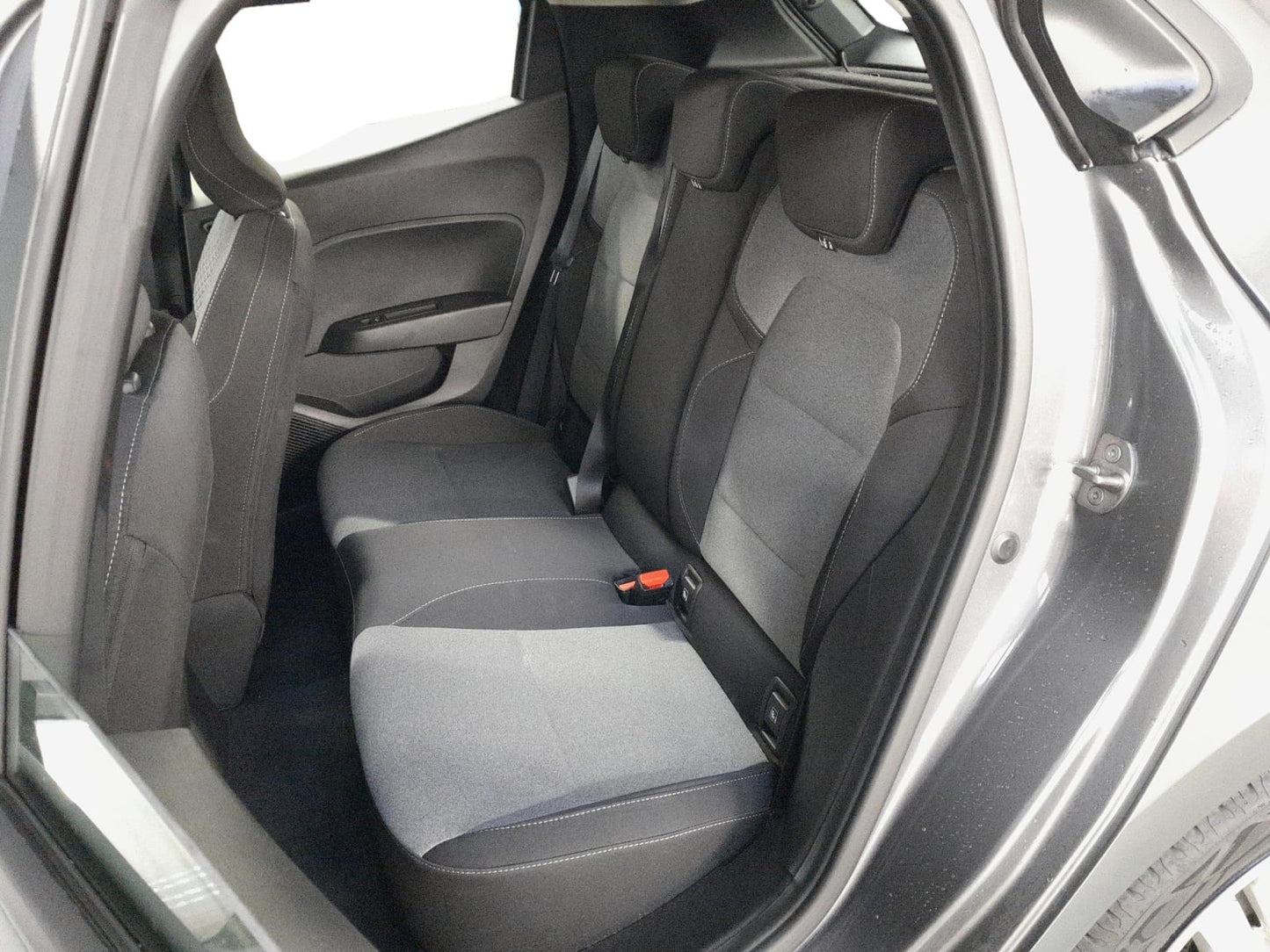 RENAULT CLIO V TCe 90 Evolution - 11 600 km EXPORT ALGERIE ( -3 ANS  24/04/2024)